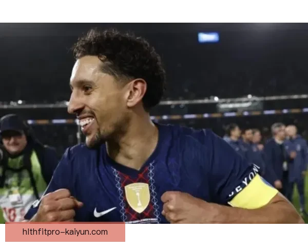 马尔基尼奥斯失误引发争议，球队状态回暖依然面临尴尬局面