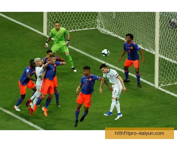 哥伦比亚队进攻套路分析展现球队状态回暖的趋势