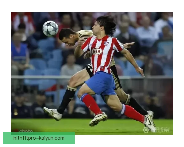 罗德里在赛季初期面对媒体评价表现稳定，状态逐渐回暖